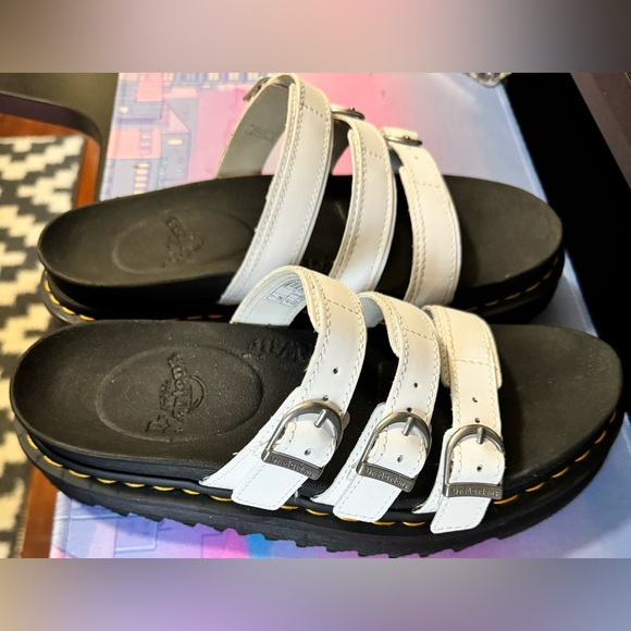 Dr. Martens White Sandals Size 9 - Picture 2 of 4